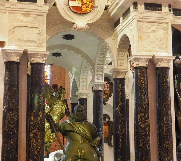 Tomb of William of Orange closeup at Nieuwe Kerk in Delft, historic royal burial site