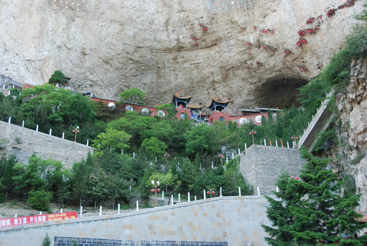 Yunfeng Temple on Elephant Trunk Hill in Guilin